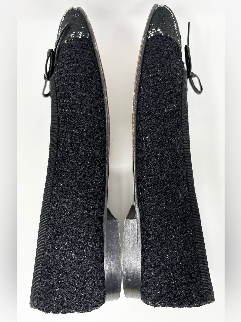 Chanel CC Logo Cap Toe Tweed Ballet Flats Black White Size 37 Authentic - Picture 12 of 15